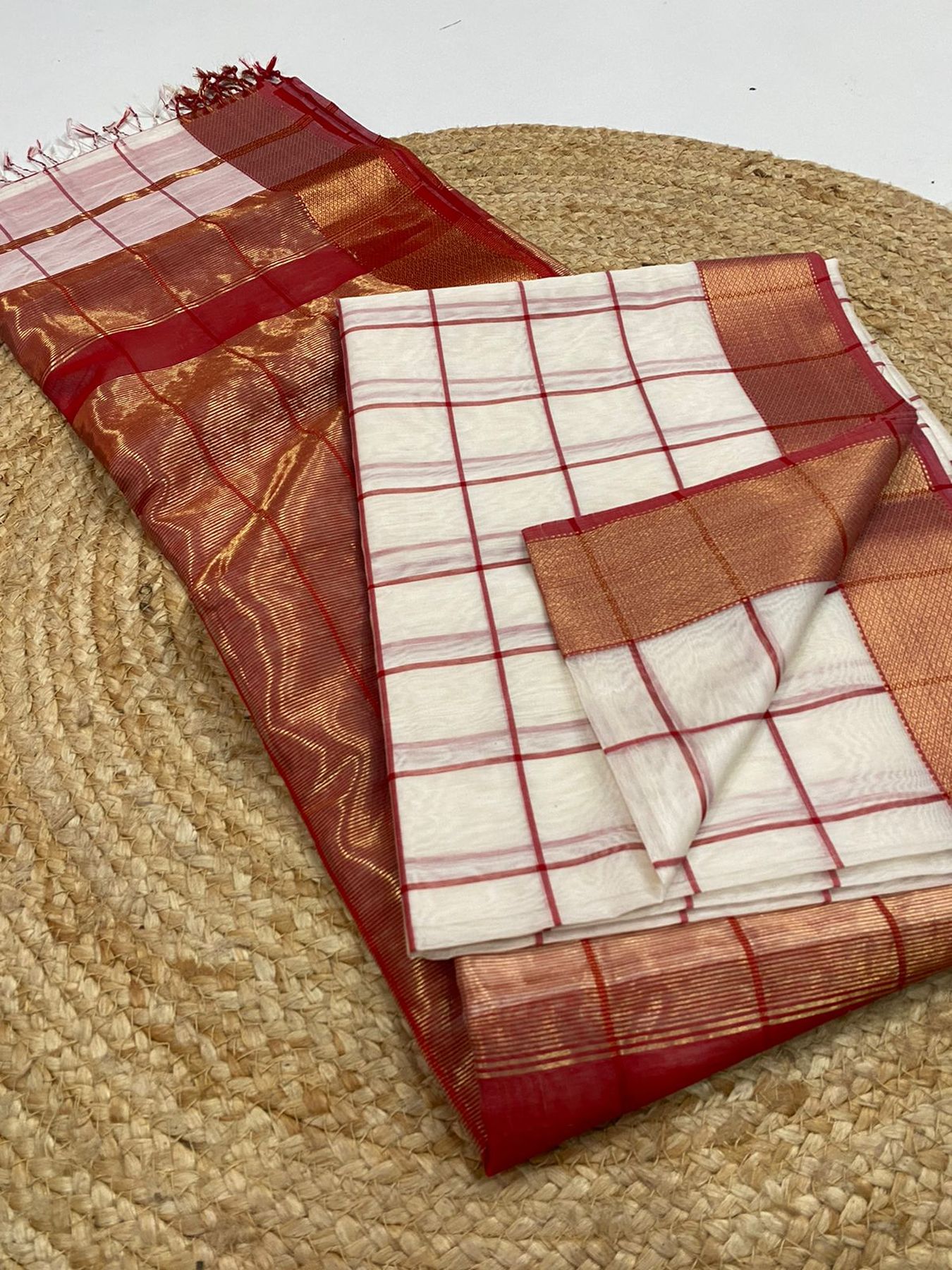 Handpicked for You Pure Handloom Maheshwari Saree – White & Red Checks with Gold Zari Pallu