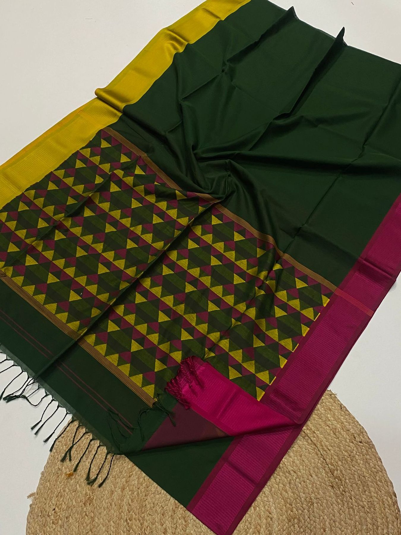 Maheshwari Silk Handloom Saree | Sutra