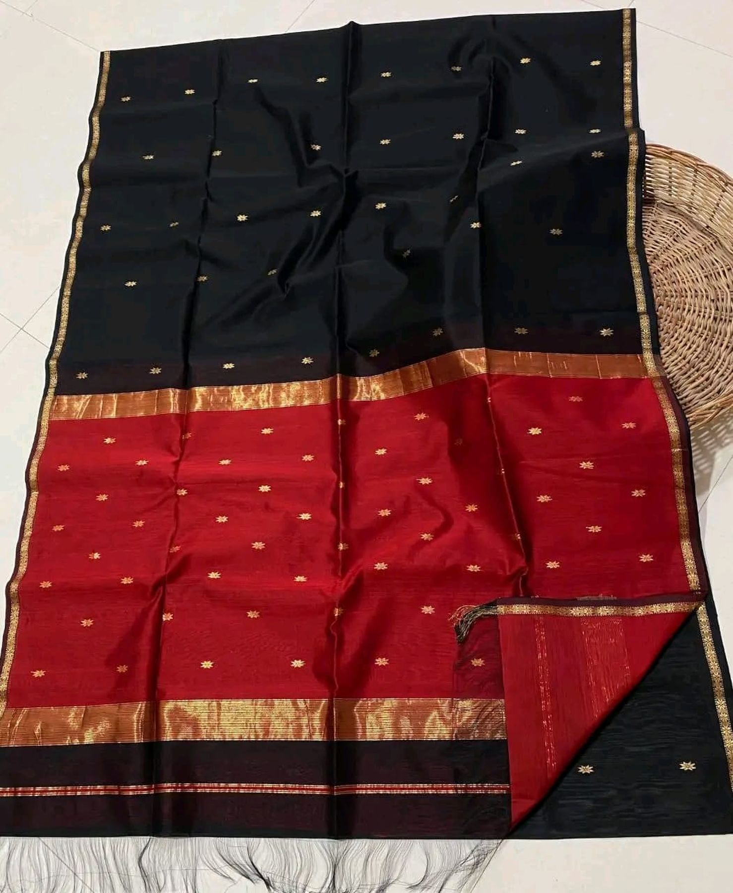 Pure Handloom Maheshwari Silk Saree  | Taara