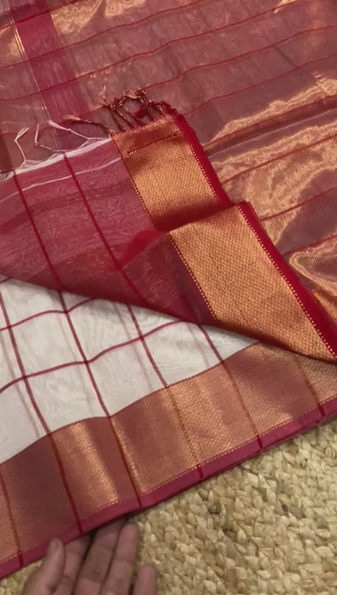 Handpicked for You Pure Handloom Maheshwari Saree – White & Red Checks with Gold Zari Pallu